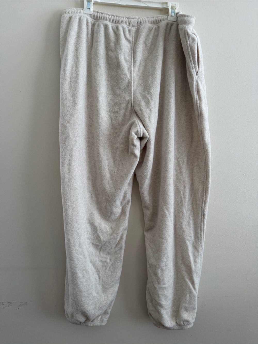 Women’s Aerie XL Cream Fleece Drawstring Joggers - Picture 2 of 2